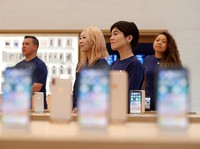 Rekor! Kapitalisasi Pasar Apple Tembus Hampir Rp 30.000 T