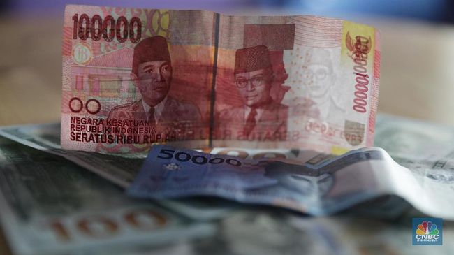 Duh Rupiah, Masa Mau Melemah Lima Hari Beruntun? - CNBC Indonesia