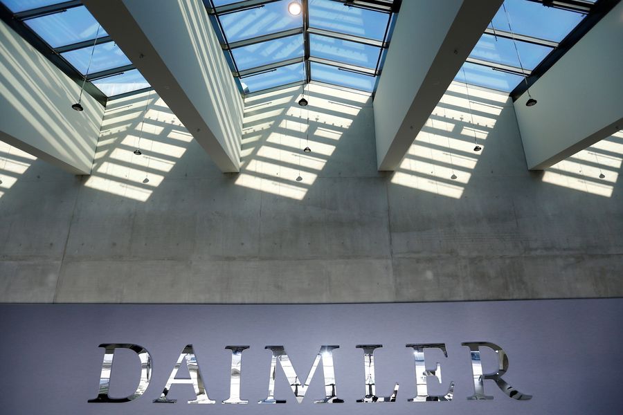 Nissan & Daimler