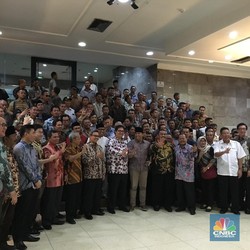 Menteri Perindustrian Serap 1,43 Juta Ton Garam Petani
