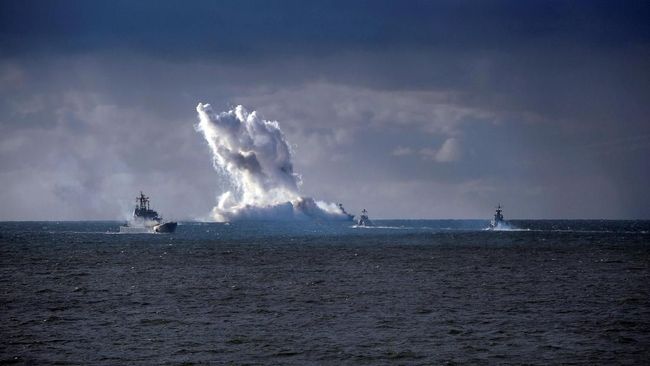 Rusia Uji Coba Rudal, Latvia Terpaksa Tutup Jalur Udara