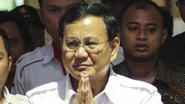 Prabowo dan Gatot Nurmantyo Bersebelahan di HUT Kopassus