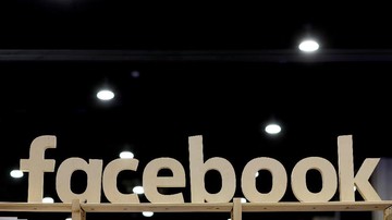 FILE PHOTO: A Facebook sign is displayed at the Conservative Political Action Conference (CPAC) at National Harbor, Maryland, U.S., February 23, 2018. REUTERS/Joshua Roberts/File Photo