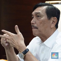 Luhut Blak-Blakan Terbang ke Bali Sekarang Susah, Kenapa?