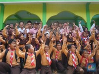 Menteri Jonan Resmikan Sumur Bor Air Tanah di Jember