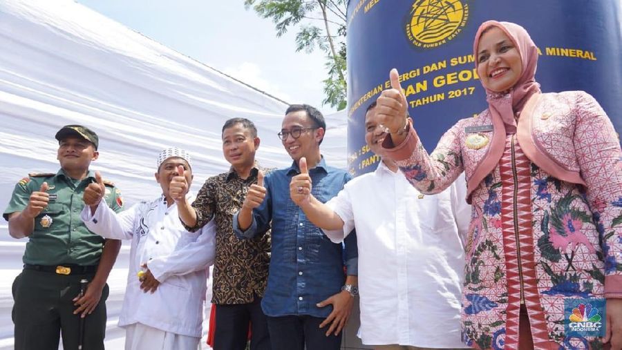 Dalam 12 tahun terakhir, Kementerian ESDM membangun 1.782 sumur bor air tanah yang dapat melayani sekitar 5 juta jiwa.