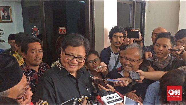 Menperin Minta Menkeu Turunkan Tarif Ekspor Minyak Goreng