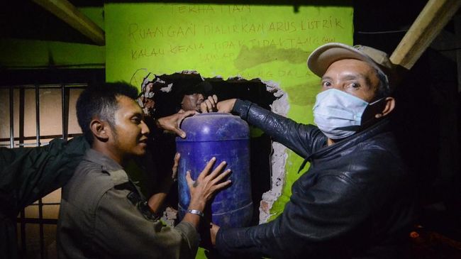 Miras Oplosan Maut di Bandung Dicampur Bahan Baku Spiritus