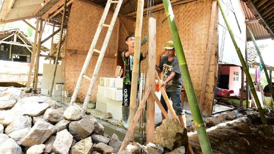 Di Provinsi Jawa Barat, total terdapat 711 lokasi PKT Irigasi yang total anggarannya sebesar Rp 159 miliar