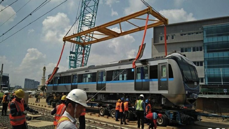 MRT Jakarta ditargetkan akan beroperasi pada Maret 2019 mendatang.