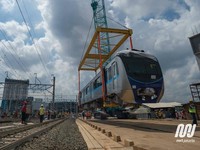 Rangkaian MRT Tiba di Depo Lebak Bulus, Ini Penampakannya