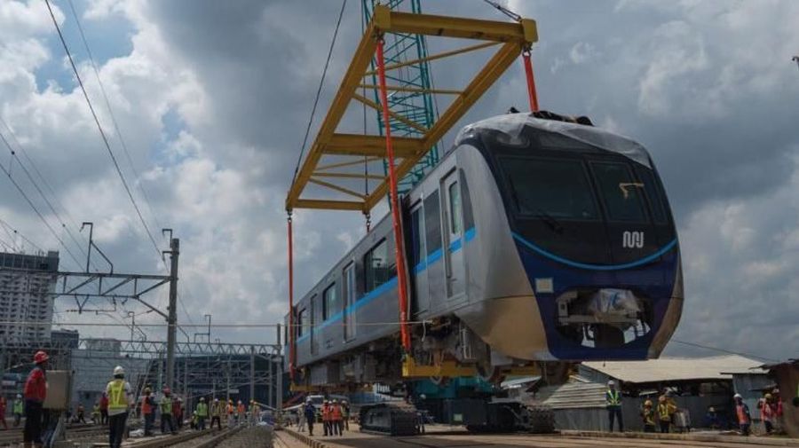 MRT Jakarta ditargetkan akan beroperasi pada Maret 2019 mendatang.