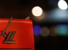 Intip, Penampakan Tas Miniatur Pesawat LV Harga Rp 570 Juta