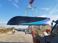 Elon Musk Bocorkan Uji Coba Kereta Ultra Cepat Hyperloop