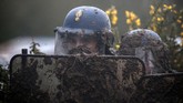 Pada 2012, upaya serupa gagal karena terjadi bentrokan dan publik marah melihat kekerasan yang dilakukan polisi. (REUTERS/Stephane Mahe)