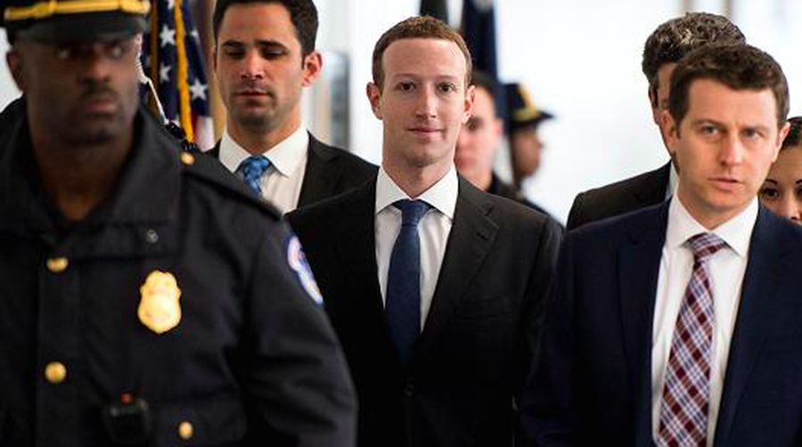 CEO Facebook Mark Zuckenberg akan memberi penjelasan di hadapan Kongres AS hari Rabu (11/4/2018).