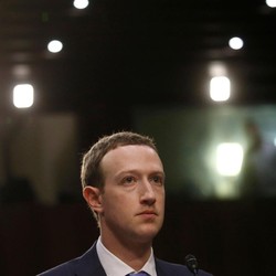 Mark Zuckerberg Mulai Berubah, Kini Pakai Jam Tangan Seharga Tesla