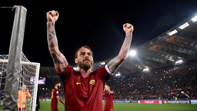 Daniele De Rossi Resmi Tinggalkan AS Roma