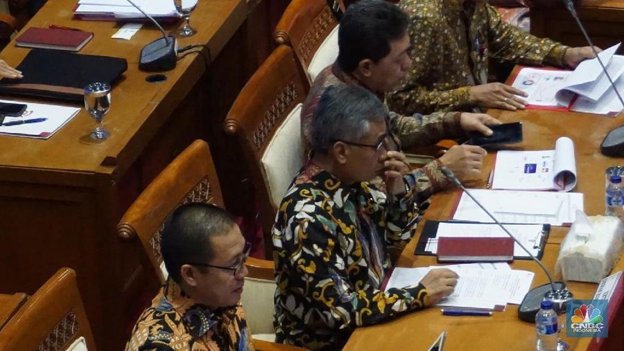 Ketua OJK Wimboh Santoso menegaskan PT Bank Muamalat Tbk dalam kondisi yang normal namun memang masih butuh tambahan modal.