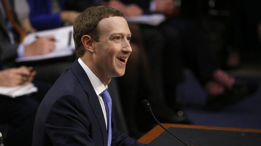 Kompensasi alias tunjangan yang didapatkan oleh CEO Facebook Mark Zuckerberg pada 2017 mengalami peningkatan hingga 53,5%