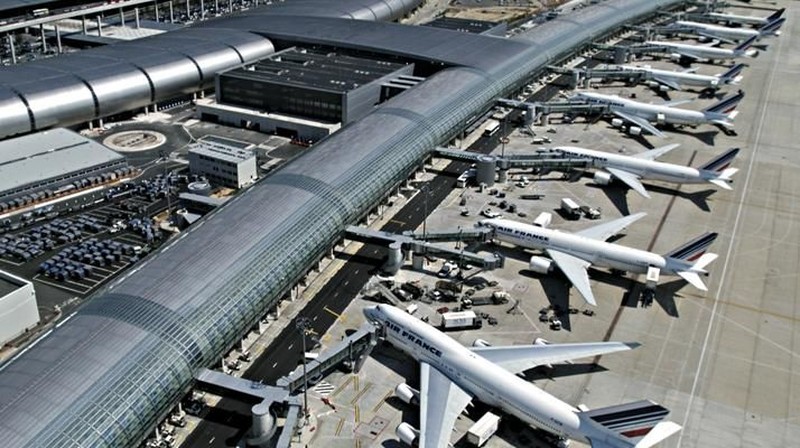 Lembaga air travel intelligence asal Inggris, OAG, merikis 10 bandara dengan koneksi rasio penerbangan terbanyak.