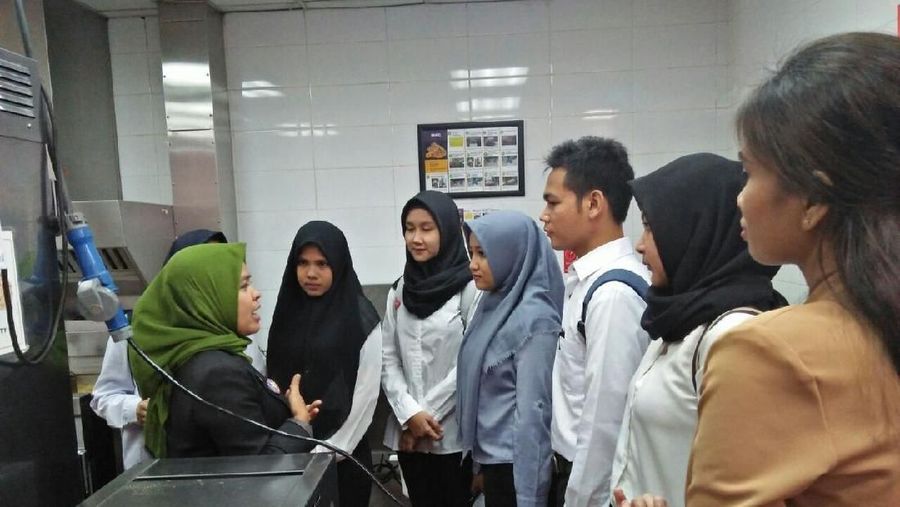 Diharapkan program ini dapat membantu pemerintah dalam menyediakan lapangan pekerjaan sekaligus meningkatkan kualitas SDM Indonesia.