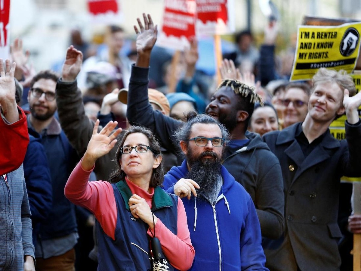 Amazon Gelontorkan Rp16,4 T untuk Naikkan Upah dan Turunkan Iuran Kesehatan Karyawan