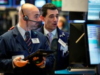 Banjir Aura Positif, Wall Street Ditutup Melonjak