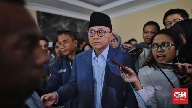 Sandiaga Sebut PAN Ajukan Zulkifli Jadi Cawapres Prabowo