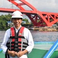Hari Ini, Jokowi Resmikan Jembatan Terpanjang di Papua