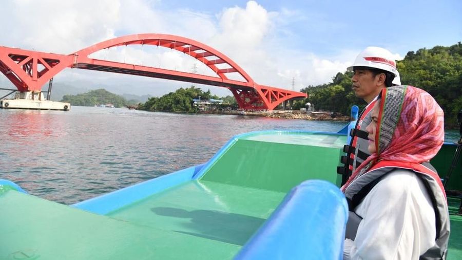Jembatan Holtekamp yang sempat tertunda peresmiannya akan diresmikan Presiden Jokowi.