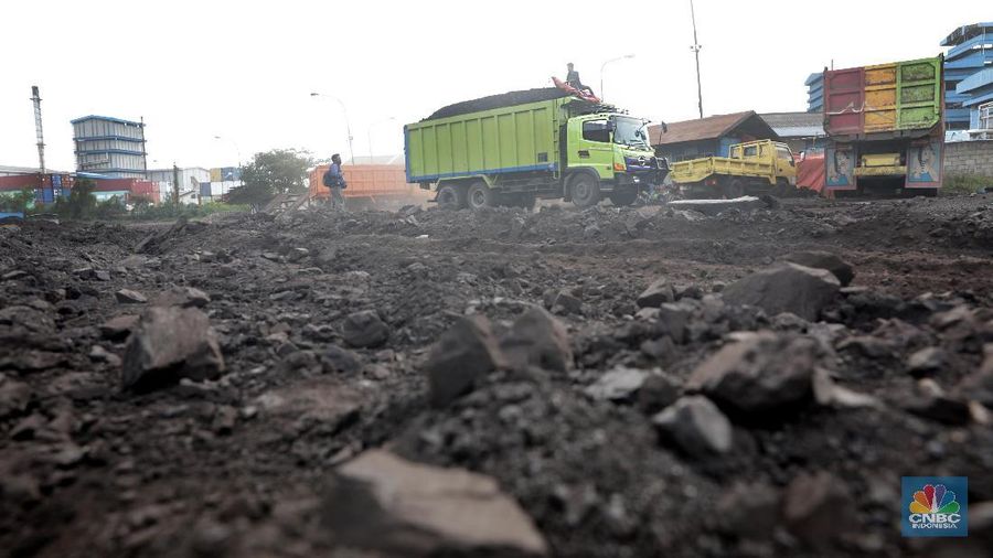 Anak usaha PT Toba Bara Sejahtra Tbk (TOBA), PT Minahasa, meraih fasilitas kredit maksimal senilai US$157,98 juta.
