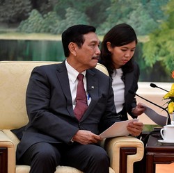 Ke Bali, Luhut Ajak Presiden Bank Dunia Bahas Sampah