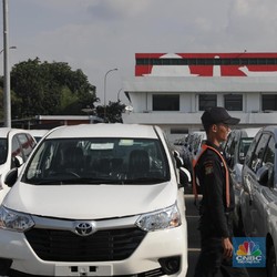 Prabowo Vs Jokowi di Pilpres 2019 Bikin Penjualan Mobil Lesu?