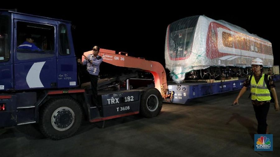LRT Jakarta merupakan pabrikan asal Korea Selatan dari Hyundai Roterm.
