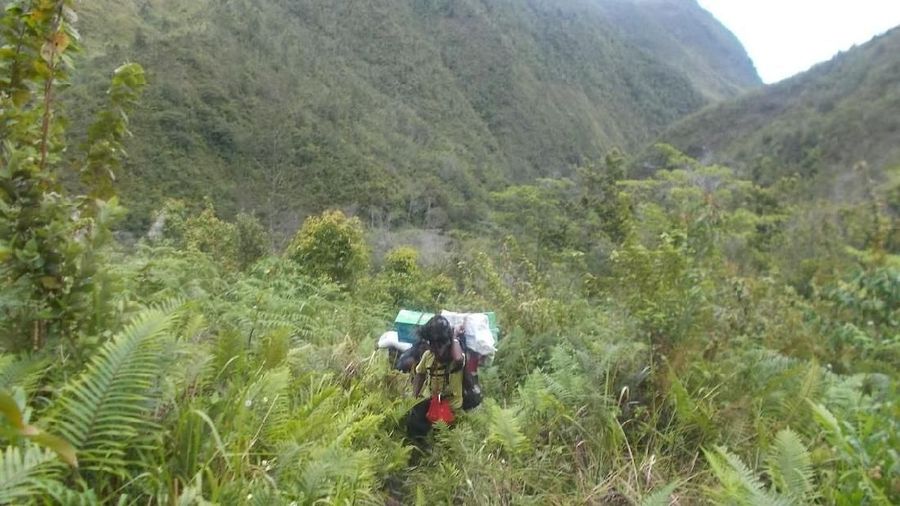 Pelayanan kelistrikan PLN di wilayah terdalam ini merupakan salah satu bentuk bela negara, mempersatukan NKRI dengan mengurangi kesenjangan sosial.