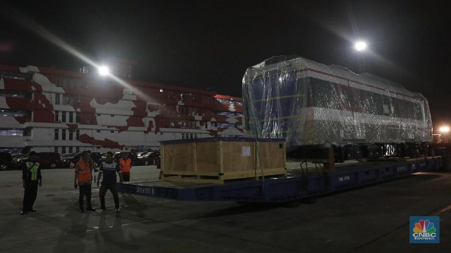 LRT Jakarta merupakan pabrikan asal Korea Selatan dari Hyundai Roterm.