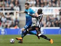 Newcastle Kalahkan Arsenal 2-1