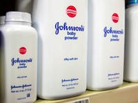 Bedak Bayi Ini Diduga Terkontaminasi Asbes, Bisa Picu Kanker
