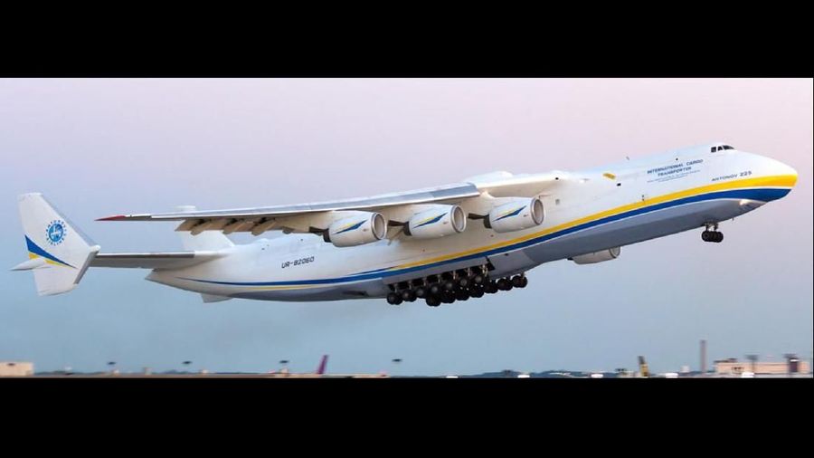 Antonov An-225 ini mendarat pertama kali di Kuala Lumpur International Airport, usai dilakukan upgrade terhadap pesawat itu.