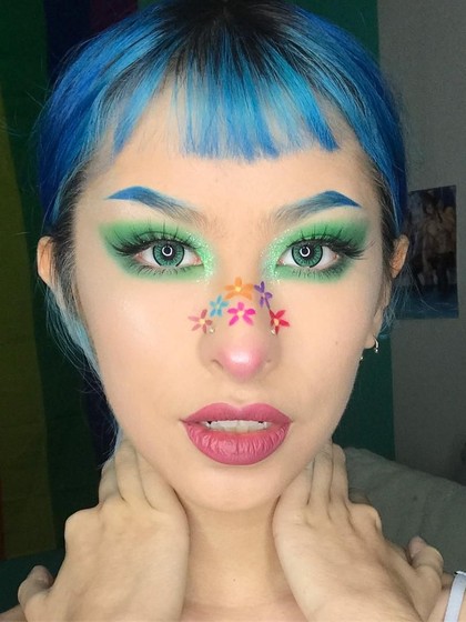 Antimainstream! Pakai Makeup di Hidung Kini Jadi Tren Antimainstream! Pakai Makeup di Hidung Kini Jadi Tren