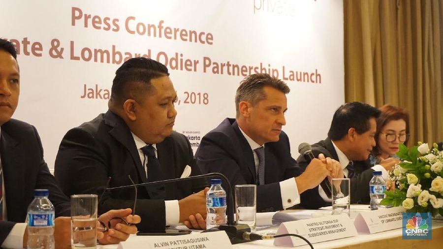Bank Mandiri incar dari jasa pengelolaan kekayaan (wealth management) pada tahun ini tumbuh sekitar 40%.