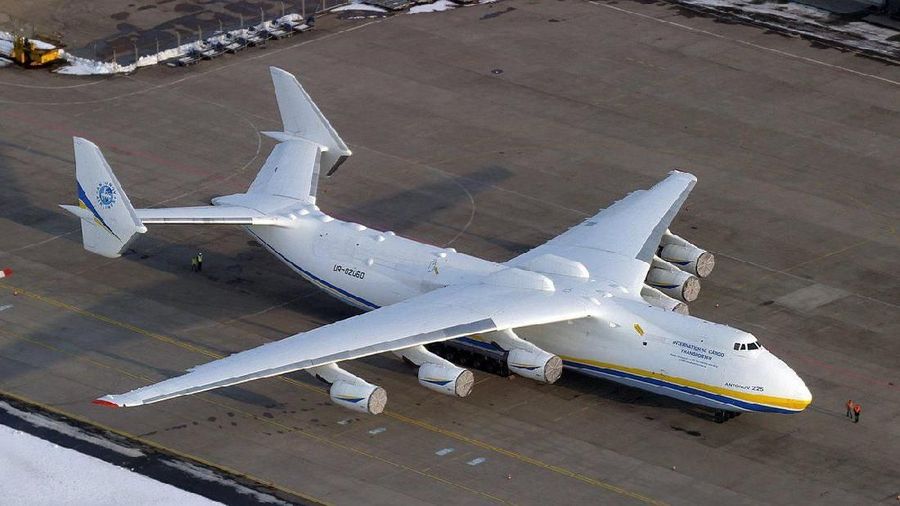 Antonov An-225 ini mendarat pertama kali di Kuala Lumpur International Airport, usai dilakukan upgrade terhadap pesawat itu.