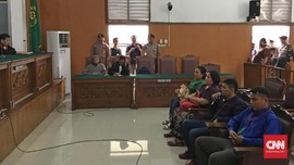 Orang Tua Korban Bom Samarinda Menangis Butuh Uang Operasi