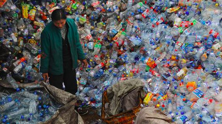 China Berhenti Jadi Penampung Sampah, Dunia Kebingungan