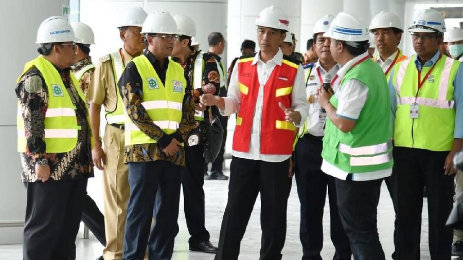 Presiden Joko Widodo (Jokowi) berniat membubarkan Badan Pengusahaan Kawasan Perdagangan Bebas Batam atau BP Batam.