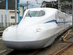 Listrik Padam, Layanan Kereta Cepat Tokyo-Osaka Sempat Mati