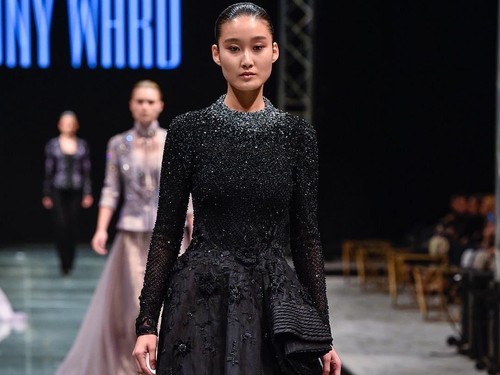 Arab Fashion Week Sukses Digelar, Hanya Boleh Ditonton oleh Wanita Arab Fashion Week Sukses Digelar, Hanya Boleh Ditonton oleh Wanita