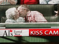 Fakta Ciuman Pertama Diungkap, Jauh Lebih Awal dari yang Diduga