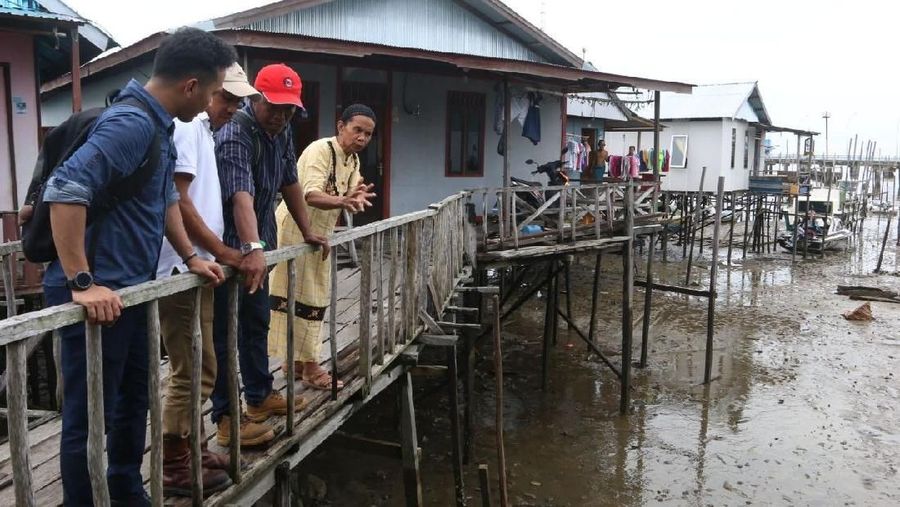 Pertamina klaim telah membersihkan 11 kelurahan yang menjadi lokasi tumpahan minyak Balikpapan.